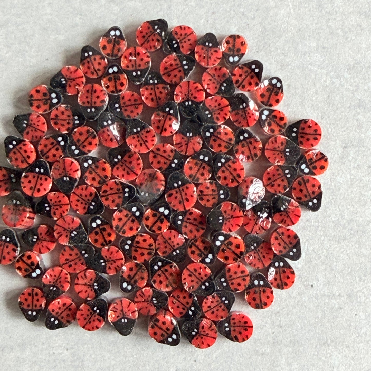 LADYBUG – 90COE- Tabitha’s Glass Emporium