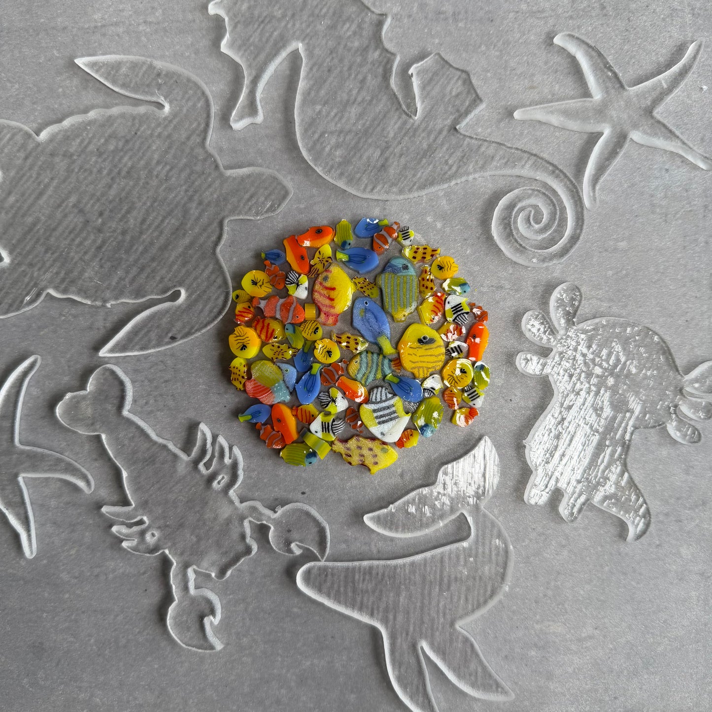 MIXED SIZES – TROPICAL FISH MIX – 90COE- Tabitha’s Glass Emporium