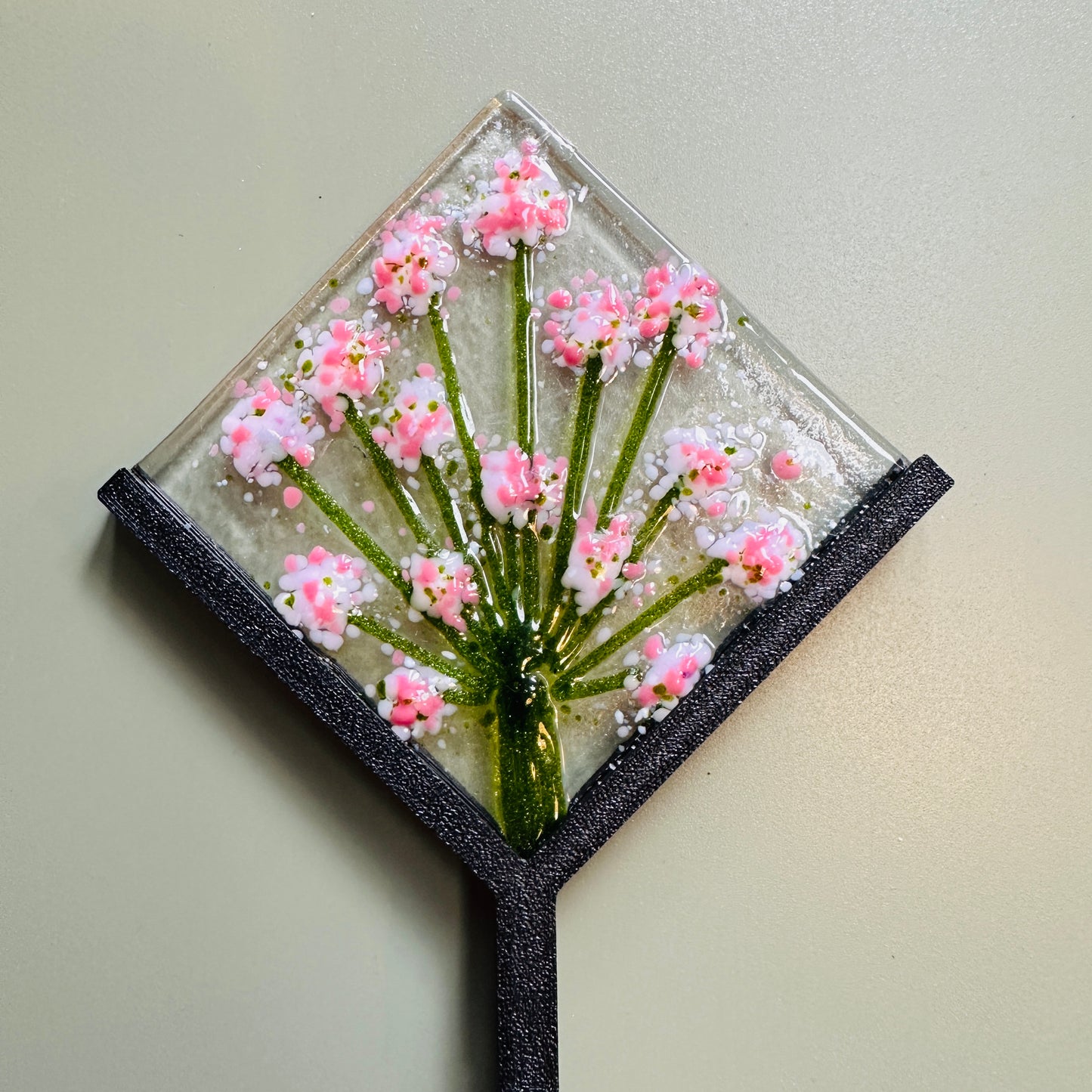 ShapeFrame™ Branch Display System