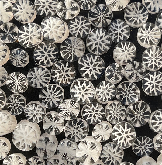 Snowflakes- Tabitha’s Glass Emporium